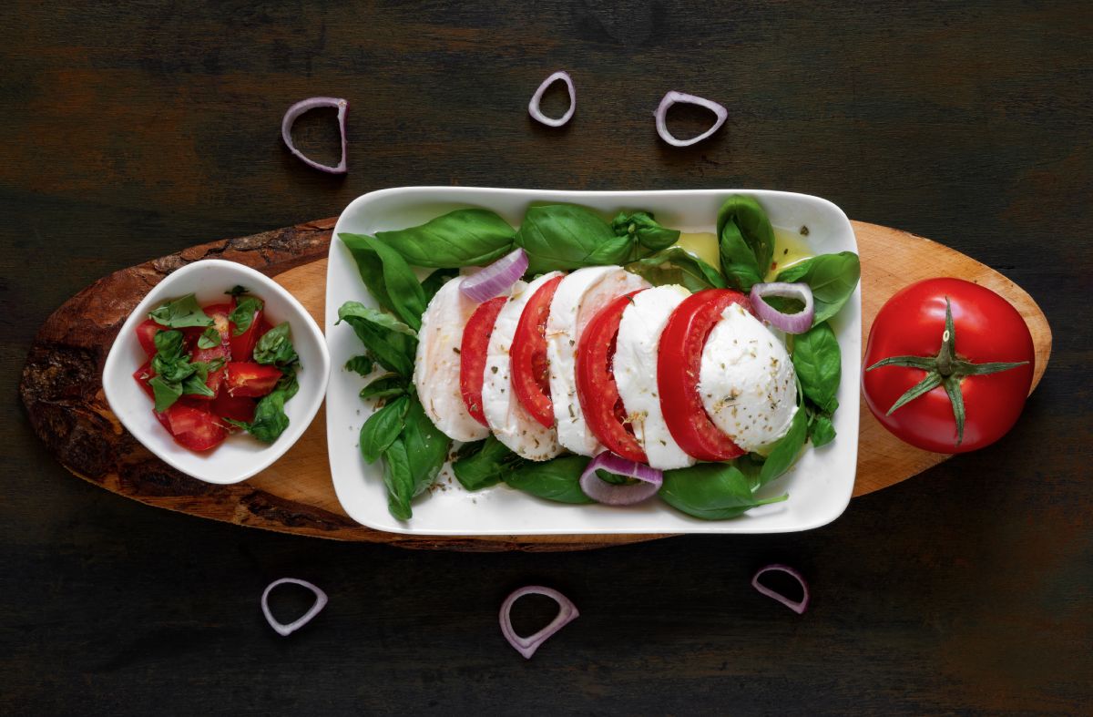 caprese salata